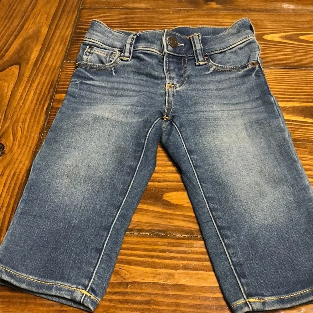 NWOT GAP Toddler Elasticized Pull on Slim Jeans